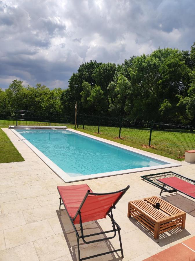 Le Domaine De Dolly Hotel Villeneuve-sur-Lot Bagian luar foto